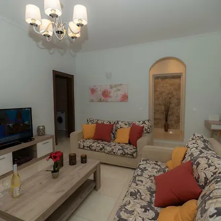 Santalas Ágios Matthaíos