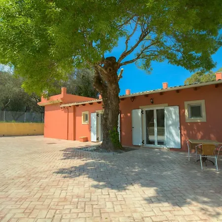Villa Santalas Agios Matthaios (Corfu)
